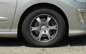 Reifenversicherungen können sich lohnen, Bild: auto-presse.de